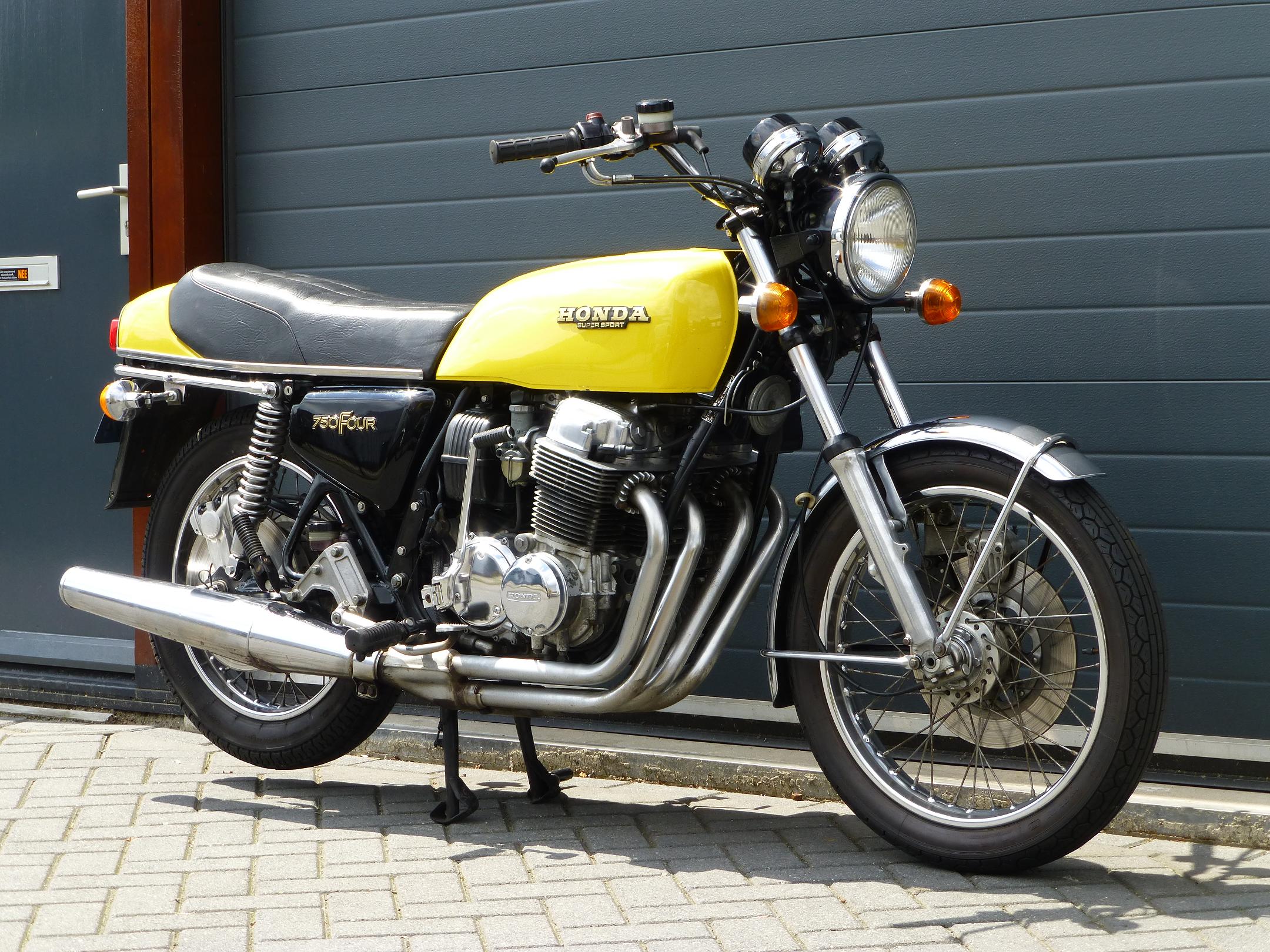  Honda  CB750 F1  Supersport 1976  Blauweplaat Motoren